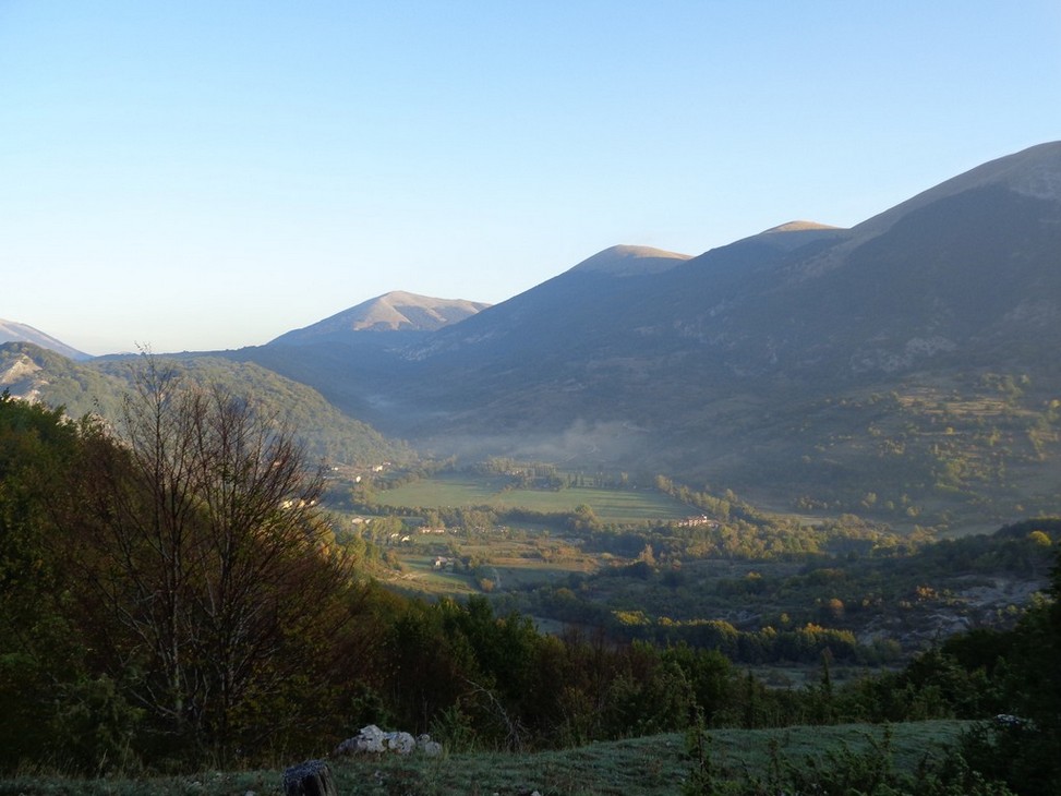 L'alba verso Pescasseroli