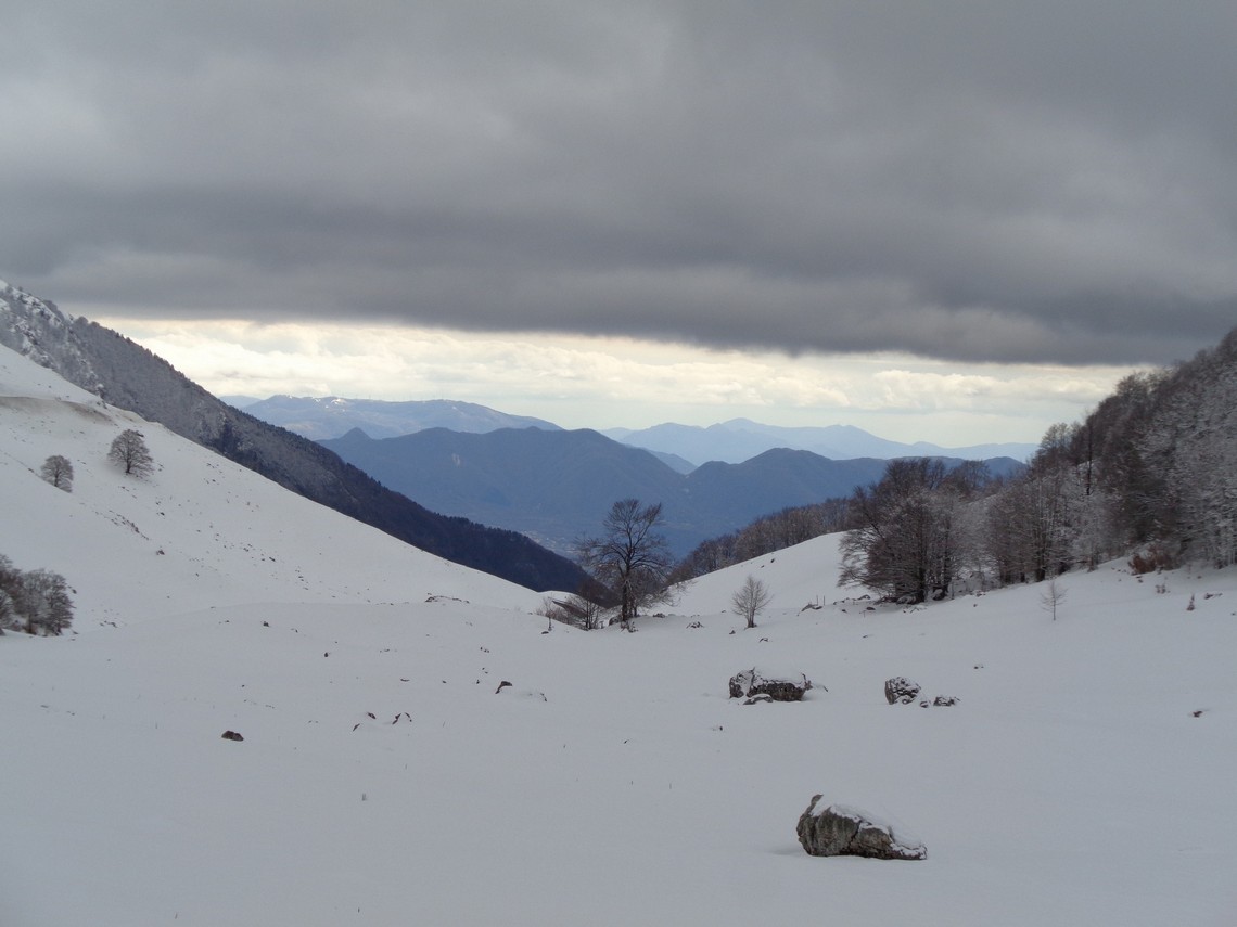 La val Comino ora verso sera
