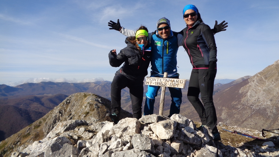 Con l'amore materno e filiale di Giusy e Giuly De Meo per il nuovo anno sul Monte Amaro di Opi nel PNALM