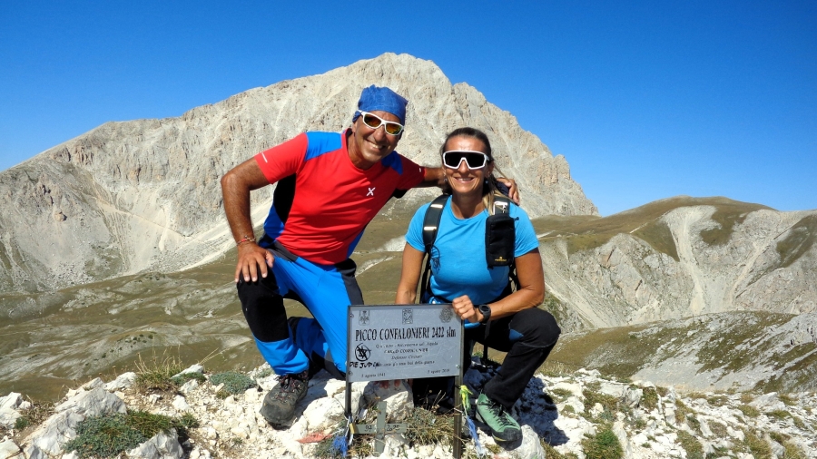 Con Sara Bigozzi e i suoi amici per una inaspettata traversata di Campo Imperatore e del Monte Aquila insieme alla Portella sul Gran Sasso d'Italia