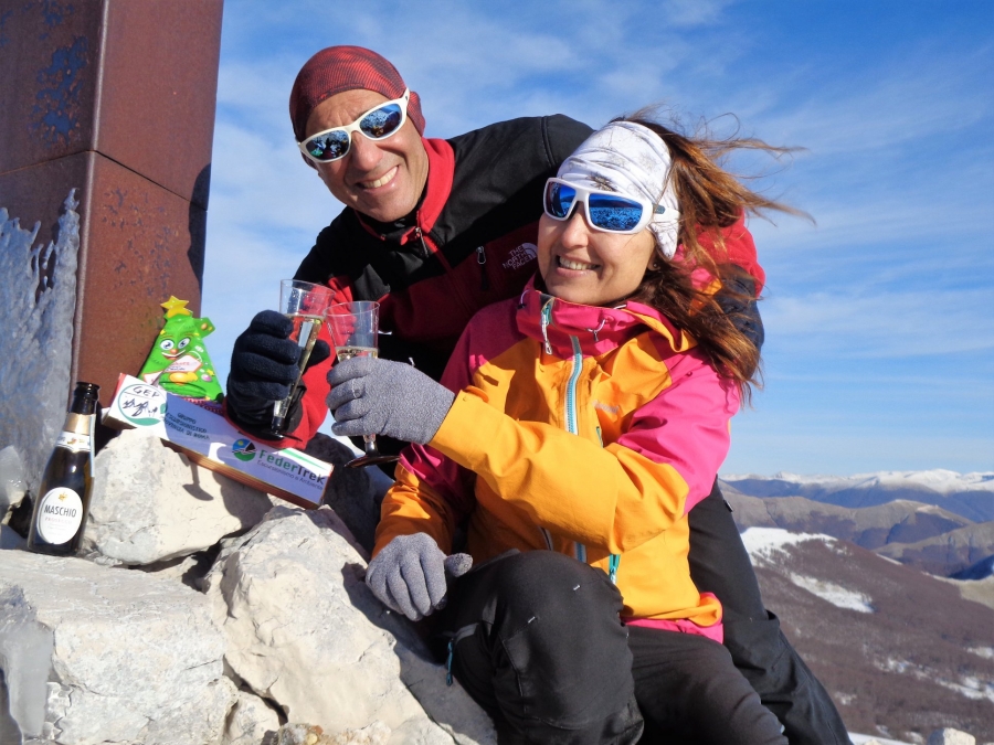 Con Daniela AEV GEP-FEDERTREK per la Vigilia di Natale sul Monte Cornacchia del PNALM