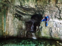 Una grotta magica nel PNALM prima dello Jamiccio