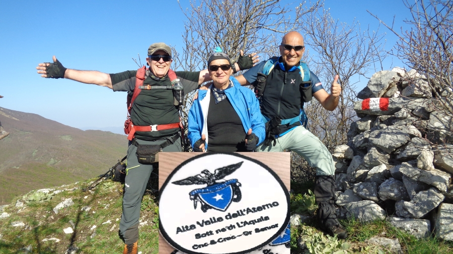 Con gli accompagnatori senior del CAI Alta Valle dell'Aterno Amedeo Sabatini e Antonio Pattuglia alias CRIC e CROC per l'anello del Monte Torrecane e i Laghi del Cornino e Rascino