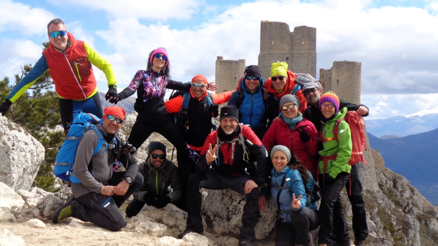 La traversata di Rocca Calascio per i 60 anni di Nicola Luongo