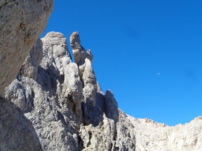Sotto lo sguardo della Luna...
