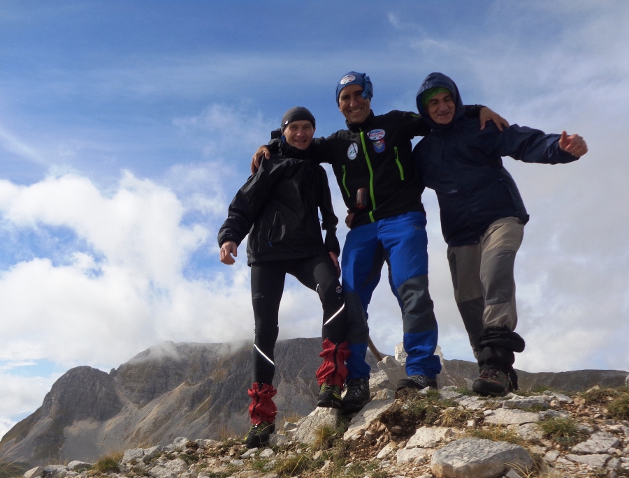 Con i " Signori del PNALM " Corrado Perinetti e Silvio Serricchio per l'anello di Cima Biscurri ed il Castello di Castel di Sangro